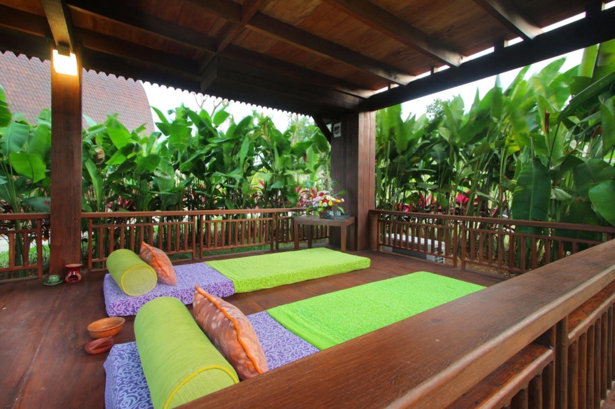 The Kirana Ungasan Villa Jimbaran Exterior foto