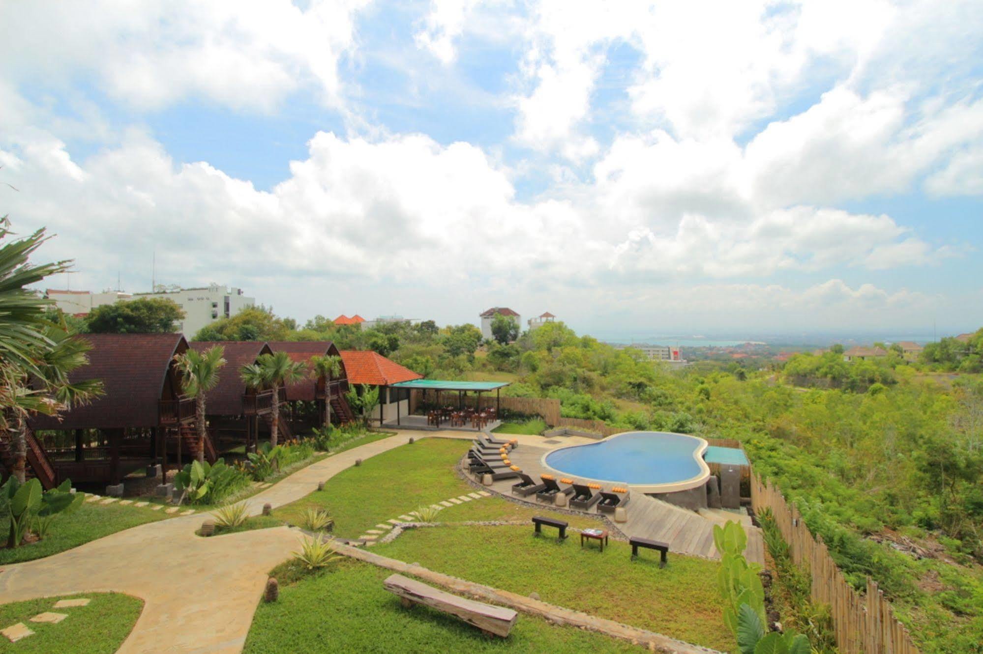The Kirana Ungasan Villa Jimbaran Exterior foto