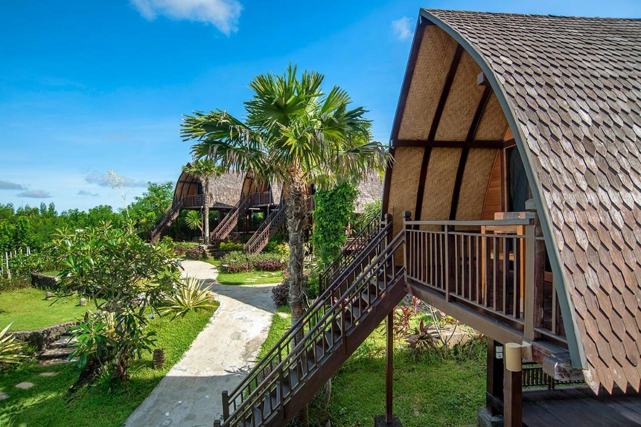 The Kirana Ungasan Villa Jimbaran Exterior foto